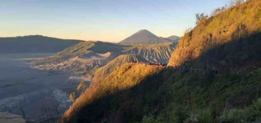 Mount Bromo Midnight Tour Package From Probolinggo 1 Day