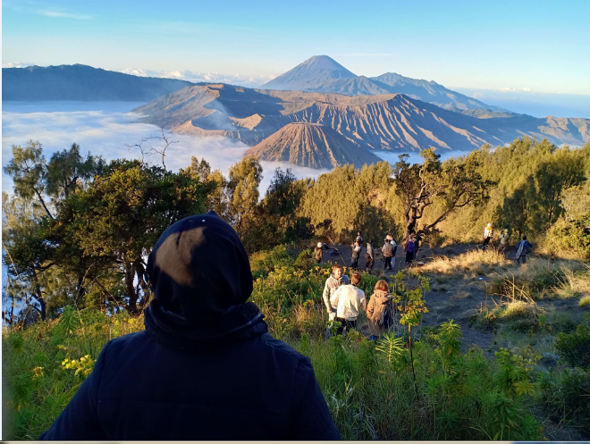 Mount Bromo And Tumpak Sewu Waterfall Tour Packages